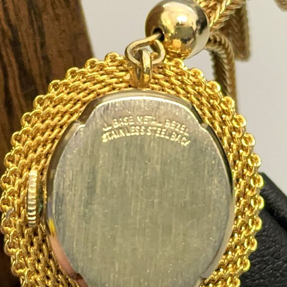 Beacon Hill 17 Jewels Pendant Necklace Watch Wind Up Goldtone Working EUC - Picture 6 of 12